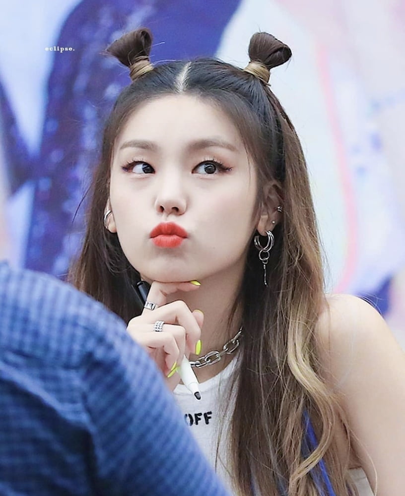 Hwang Yeji - ITZY #94015079