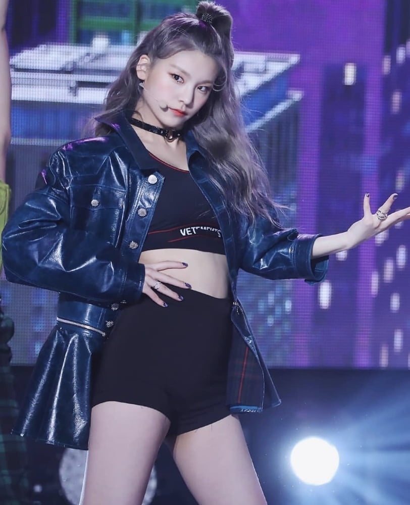 ファン・イェジ（Hwang yeji） - itzy
 #94015171