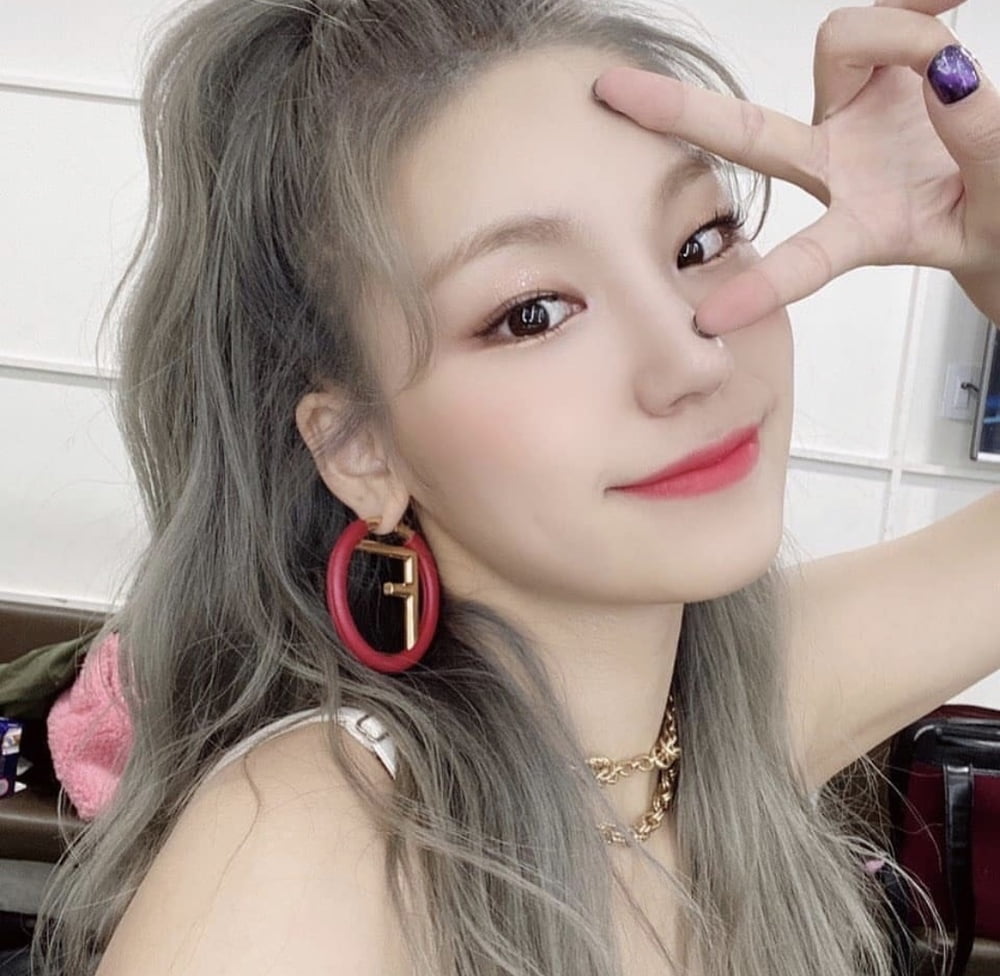 Hwang Yeji - ITZY #94015203