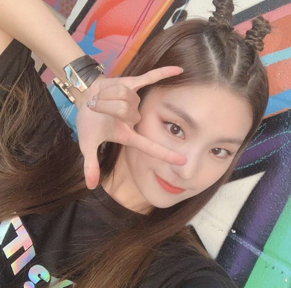 ファン・イェジ（Hwang yeji） - itzy
 #94015275