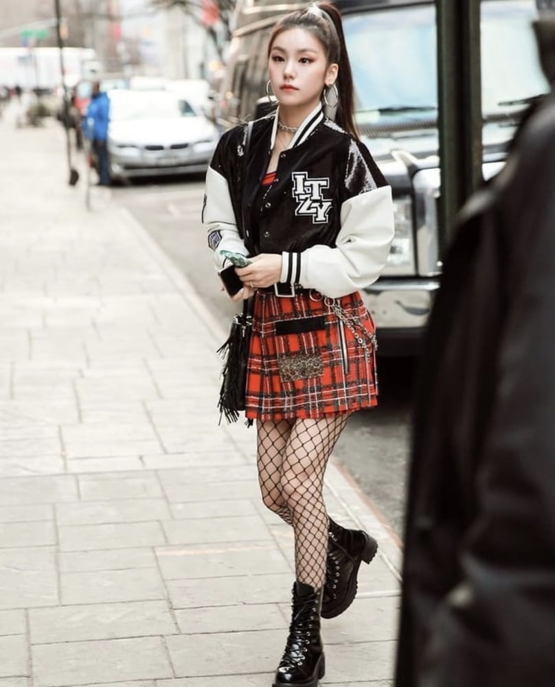 Hwang Yeji - ITZY #94015287