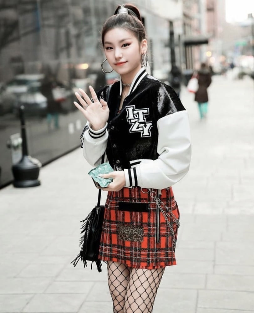Hwang Yeji - ITZY #94015290