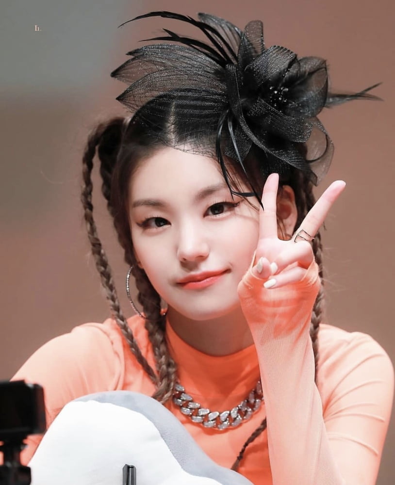 Hwang Yeji - ITZY #94015298