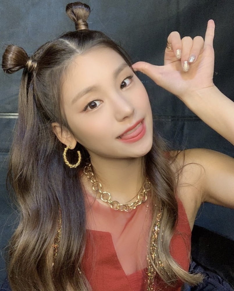 Hwang Yeji - ITZY #94015322