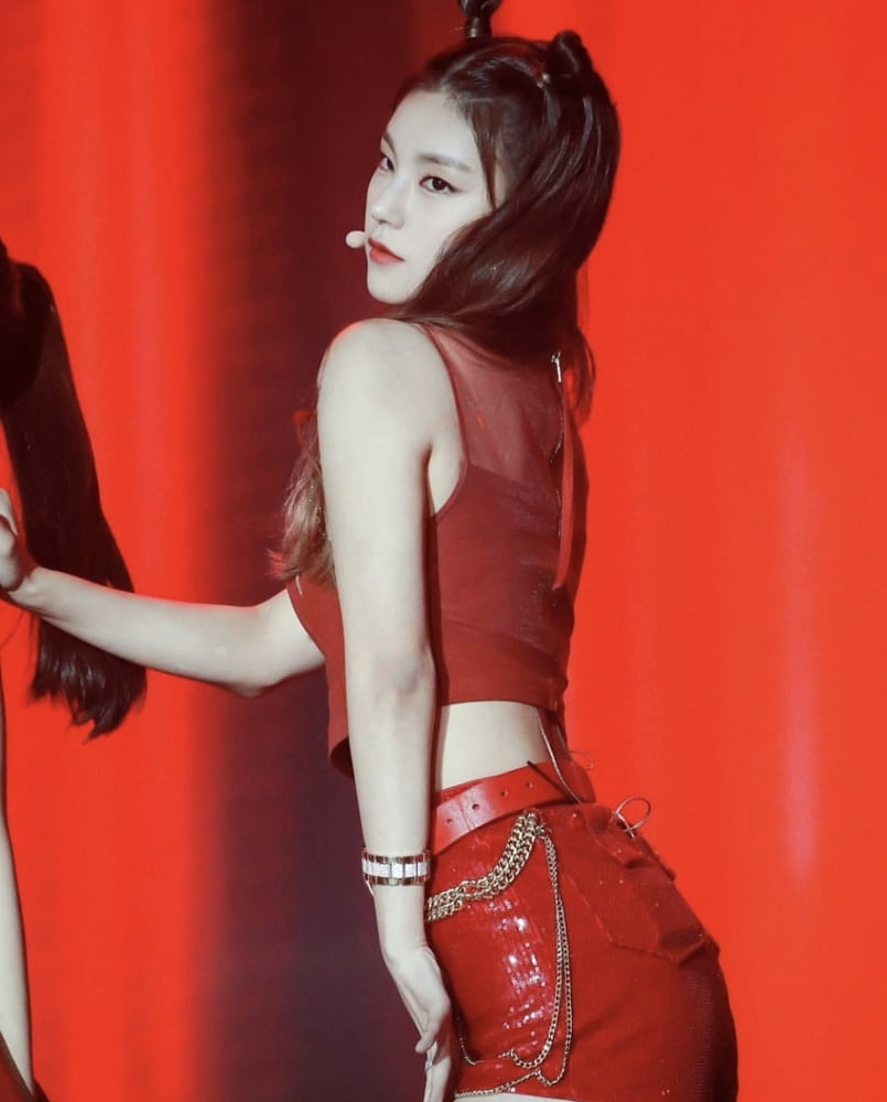 Hwang Yeji - ITZY #94015323