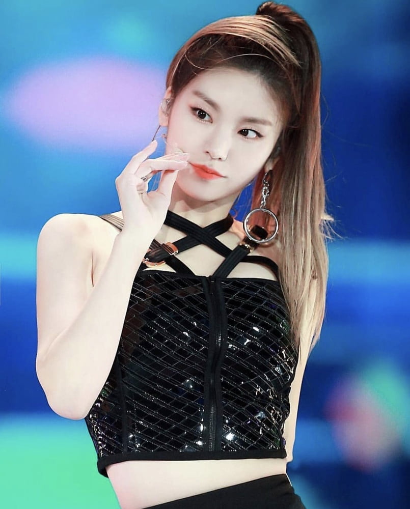Hwang Yeji - ITZY #94015341