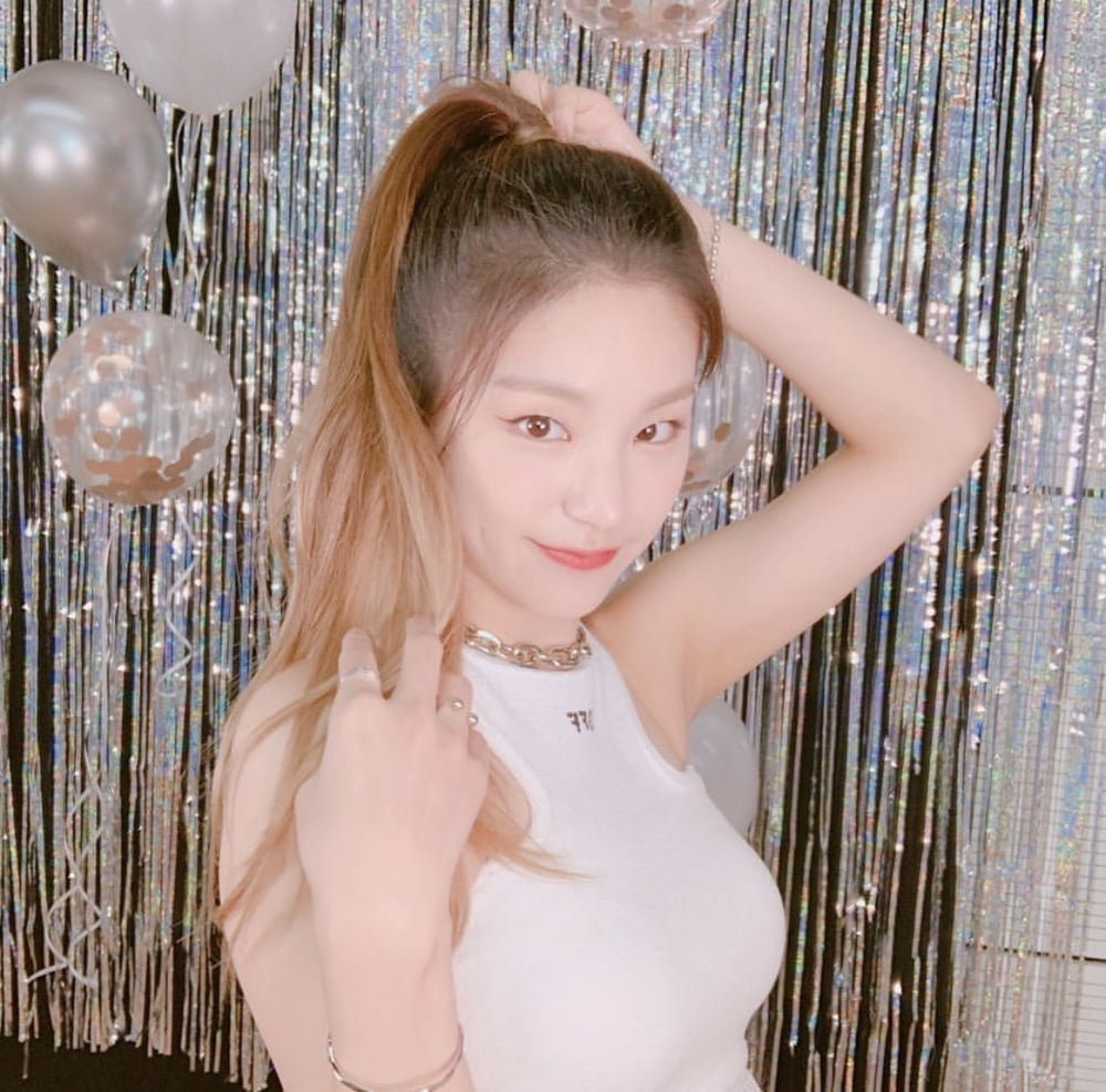 Hwang Yeji - ITZY #94015361