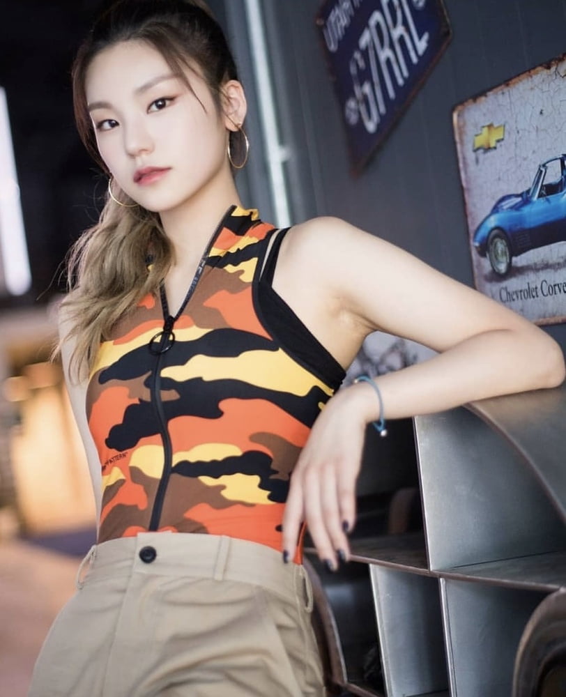 Hwang Yeji - ITZY #94015382