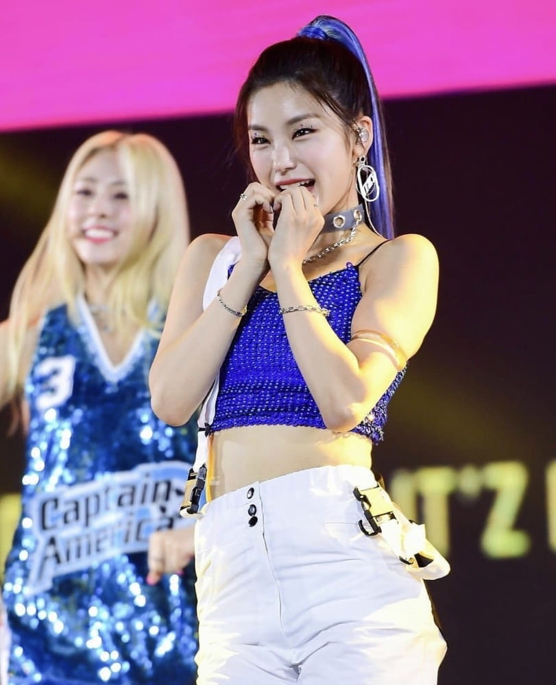 Hwang Yeji - ITZY #94015447