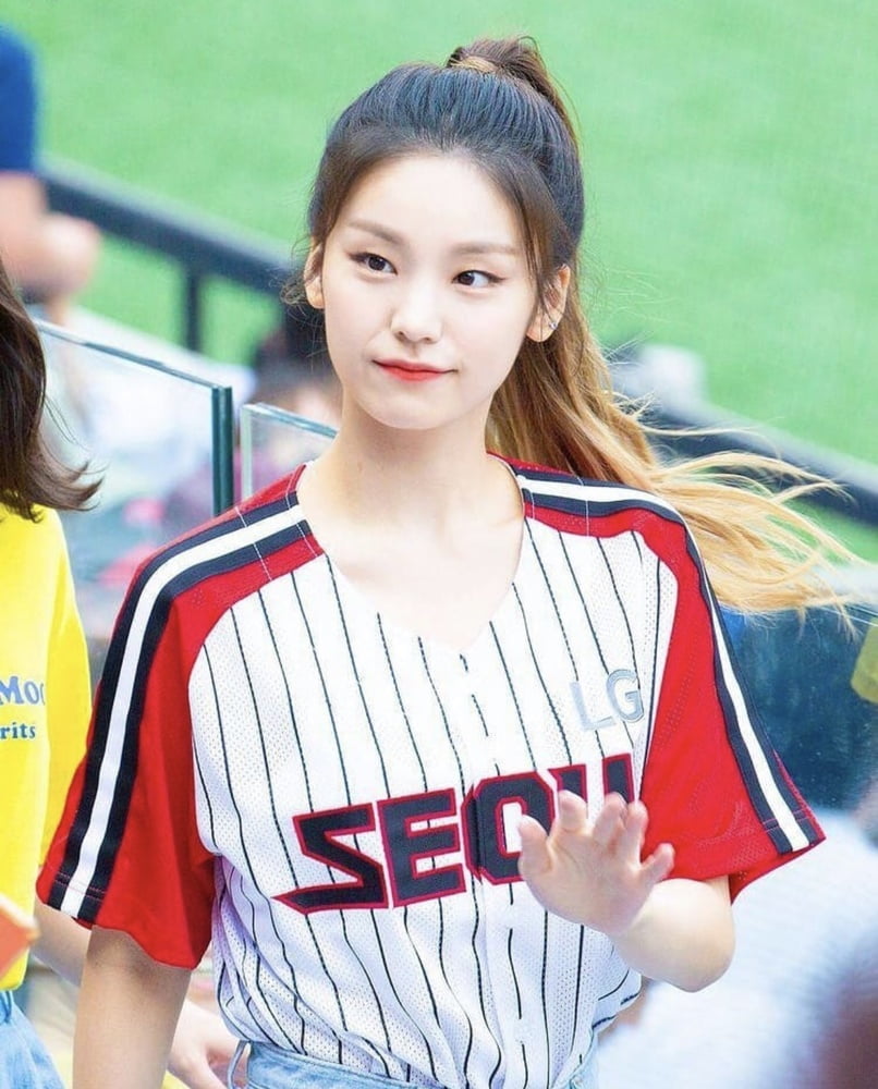 Hwang Yeji - ITZY #94015459