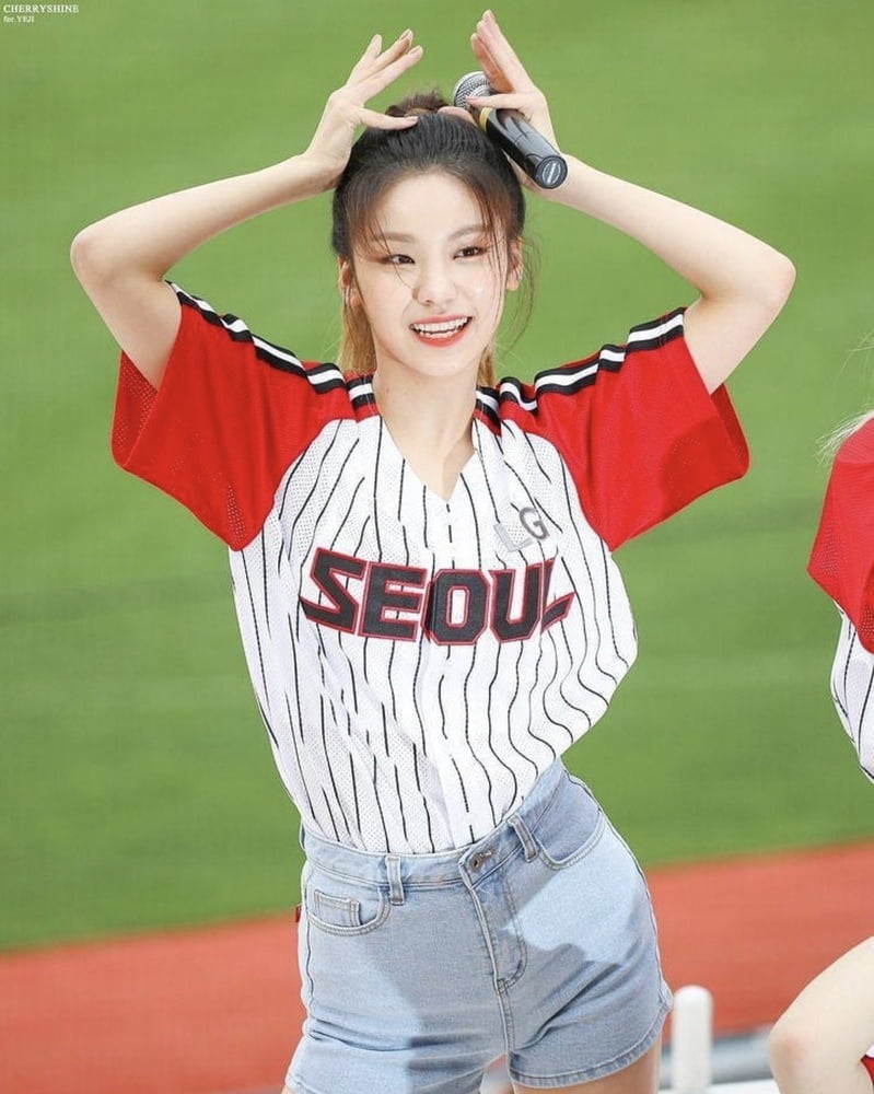 Hwang Yeji - ITZY #94015464