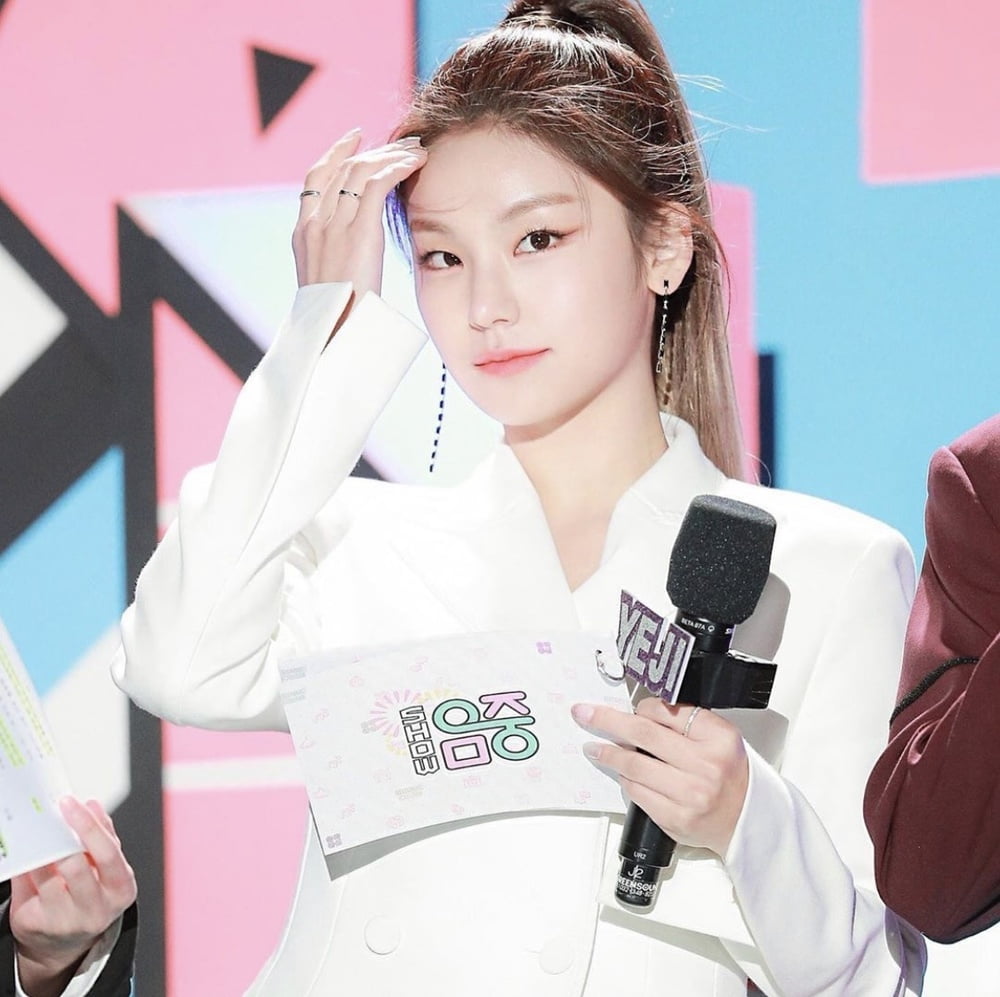Hwang Yeji - ITZY #94015470