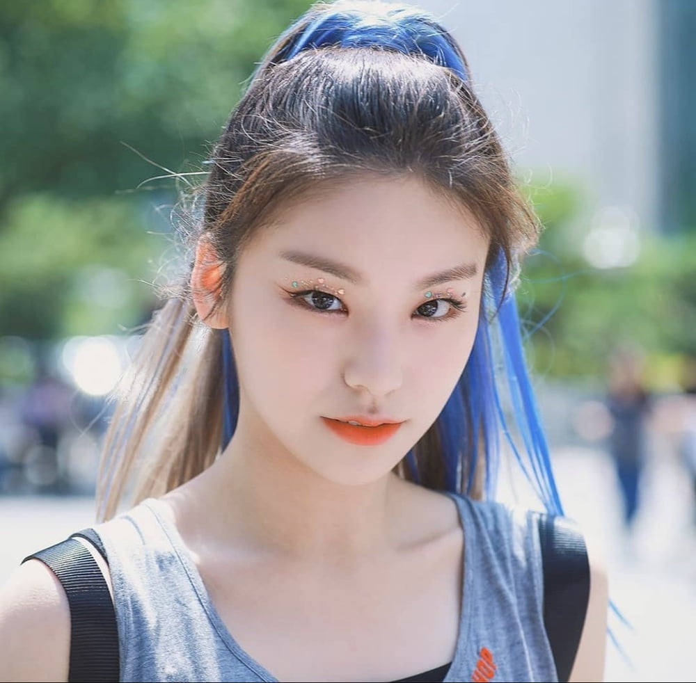 Hwang Yeji - ITZY #94015510