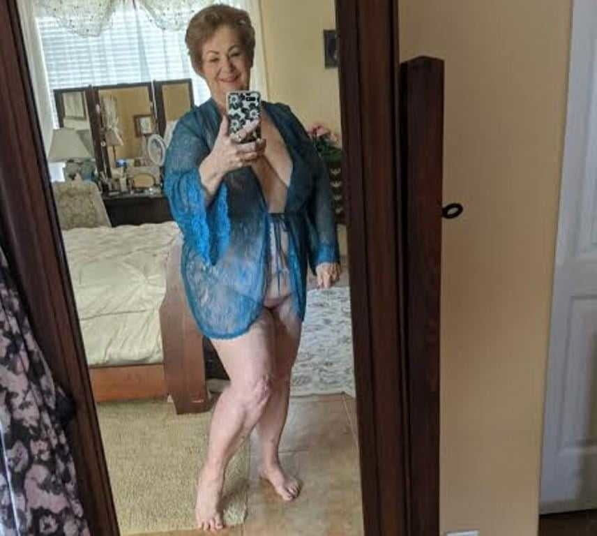 熟女とおばさん 0300
 #97661076