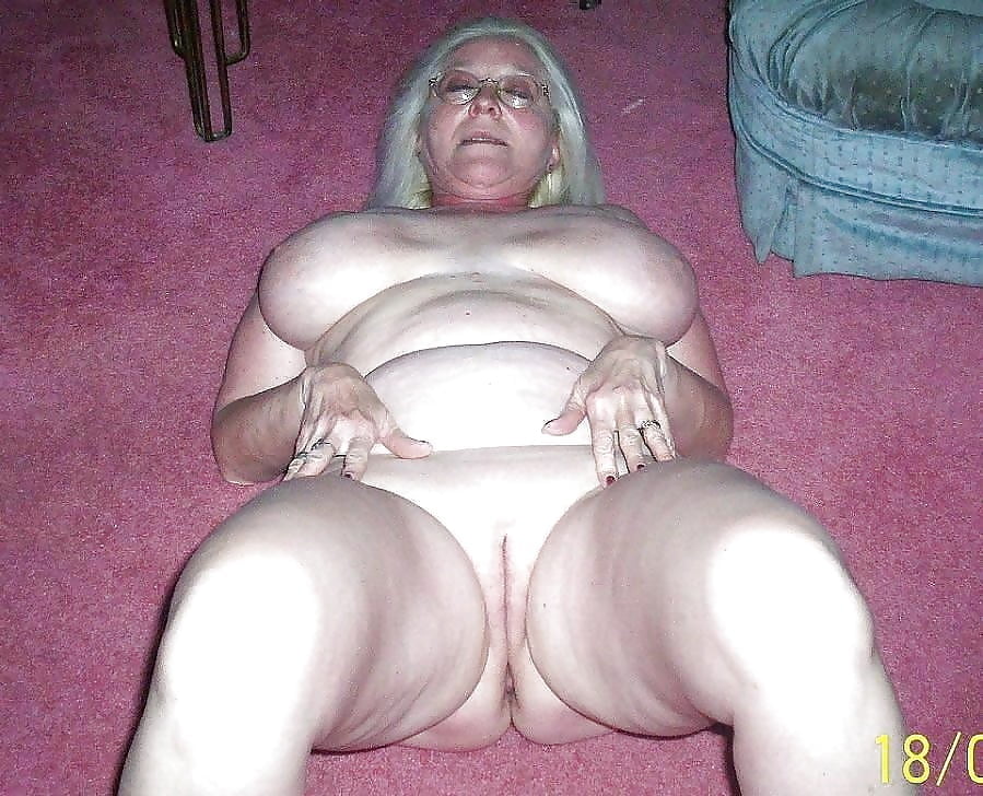 熟女とおばさん 0300
 #97661218