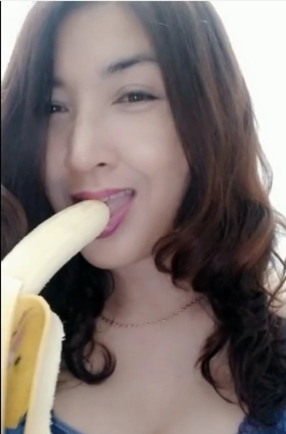 Asian Dating 4....HK #95096237