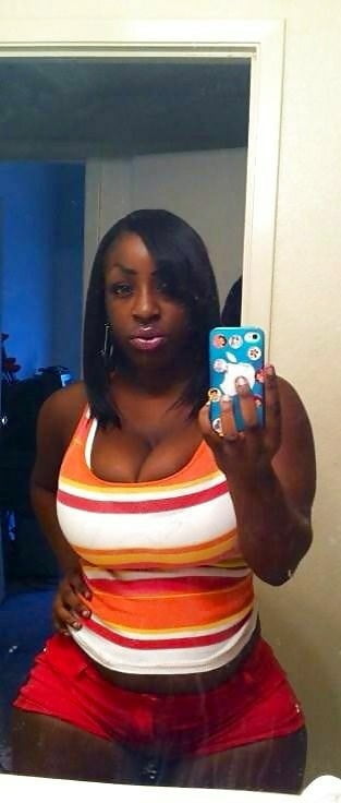 luvmesumCurves #91411279