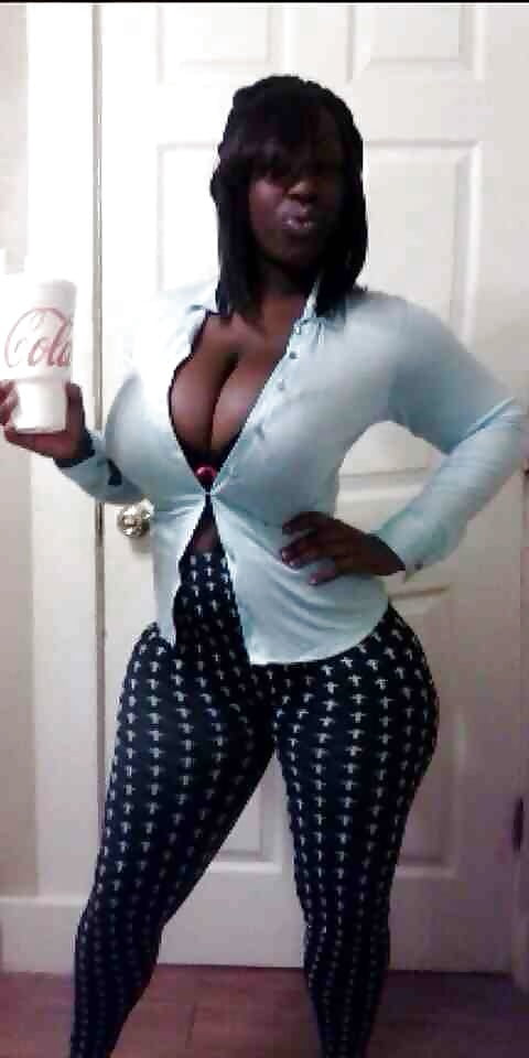 luvmesumCurves #91411281