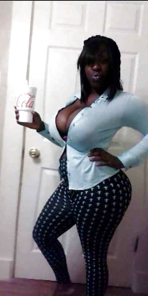 luvmesumCurves #91411283