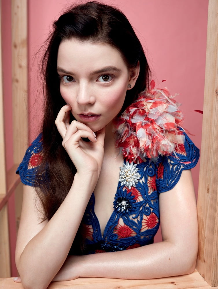 Anya Taylor Joy Best For Jerk #81933386