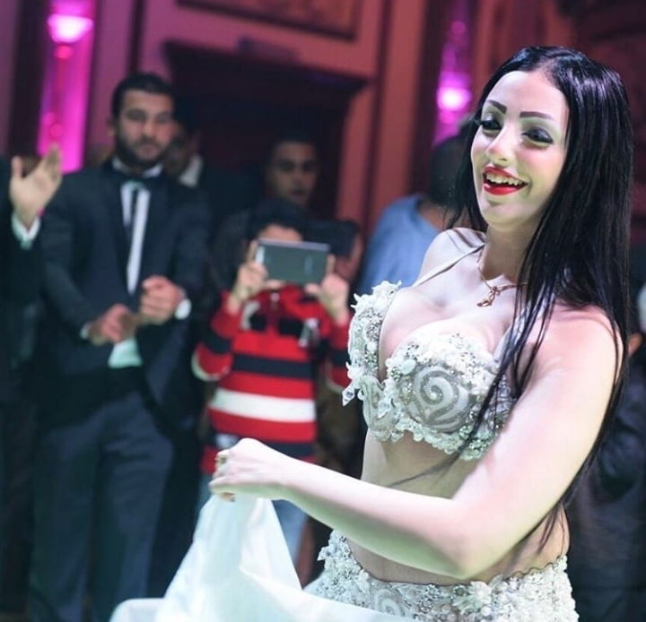 La más caliente bailarina del vientre egipcio ghazal
 #87554671