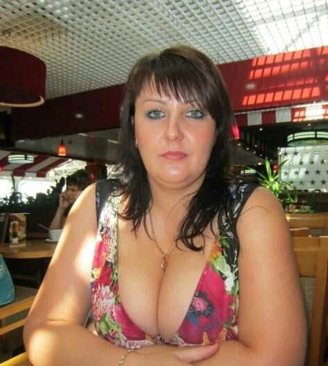 Mature ladies braless cleavage pokies 129 #102076072