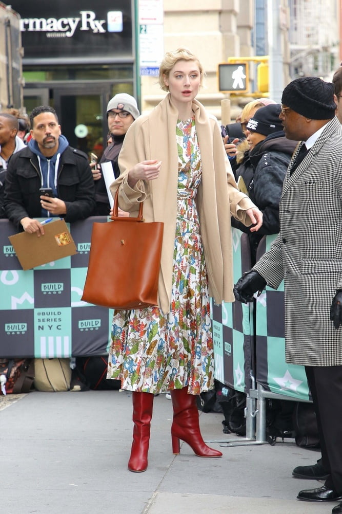 Weibliche Berühmtheit Stiefel & Leder - elizabeth debicki
 #97646777