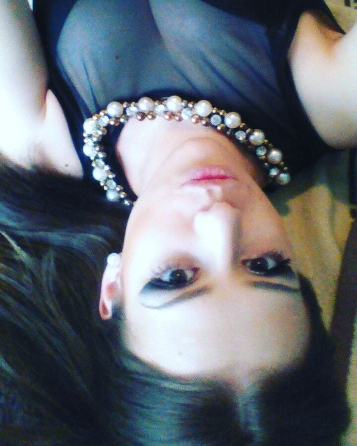 Milica slatka ukrucuje kurceve jako
 #106193274