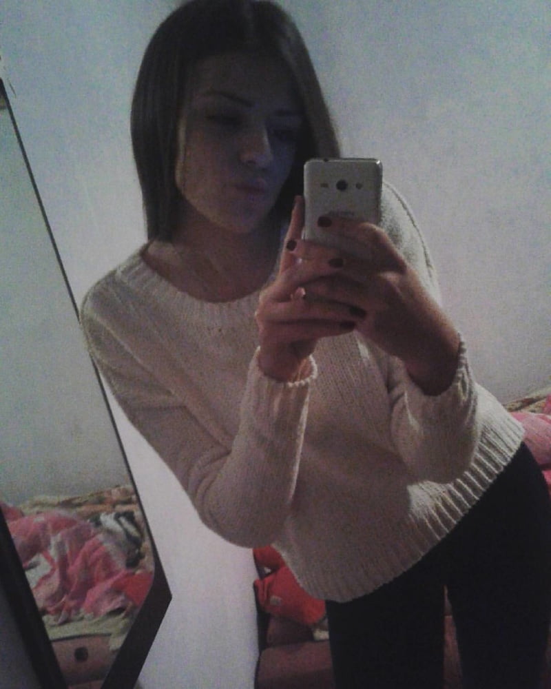 Milica slatka ukrucuje kurceve jako
 #106193303