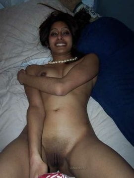 Mädchen spielen
 #93964414