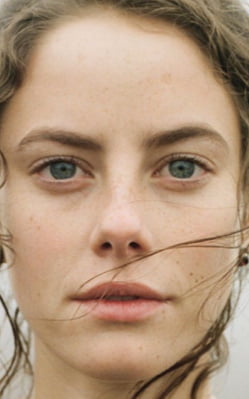 KAYA SCODELARIO #93750064