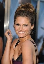 Stana katic
 #94815681