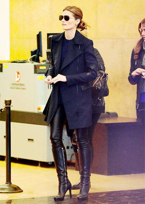 Stana katic
 #94816036