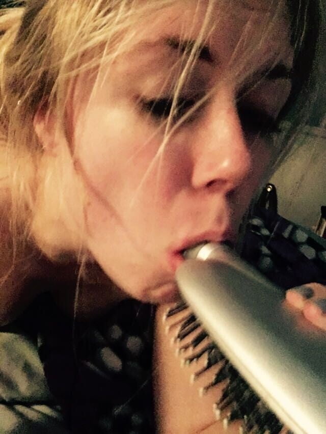 露出した妻たち 12
 #93925332