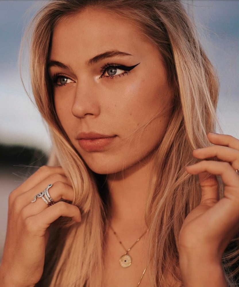 Kathie's girls jutta leerdam
 #99480185