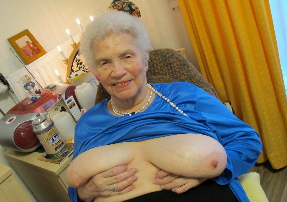 Horny grannies #100086371