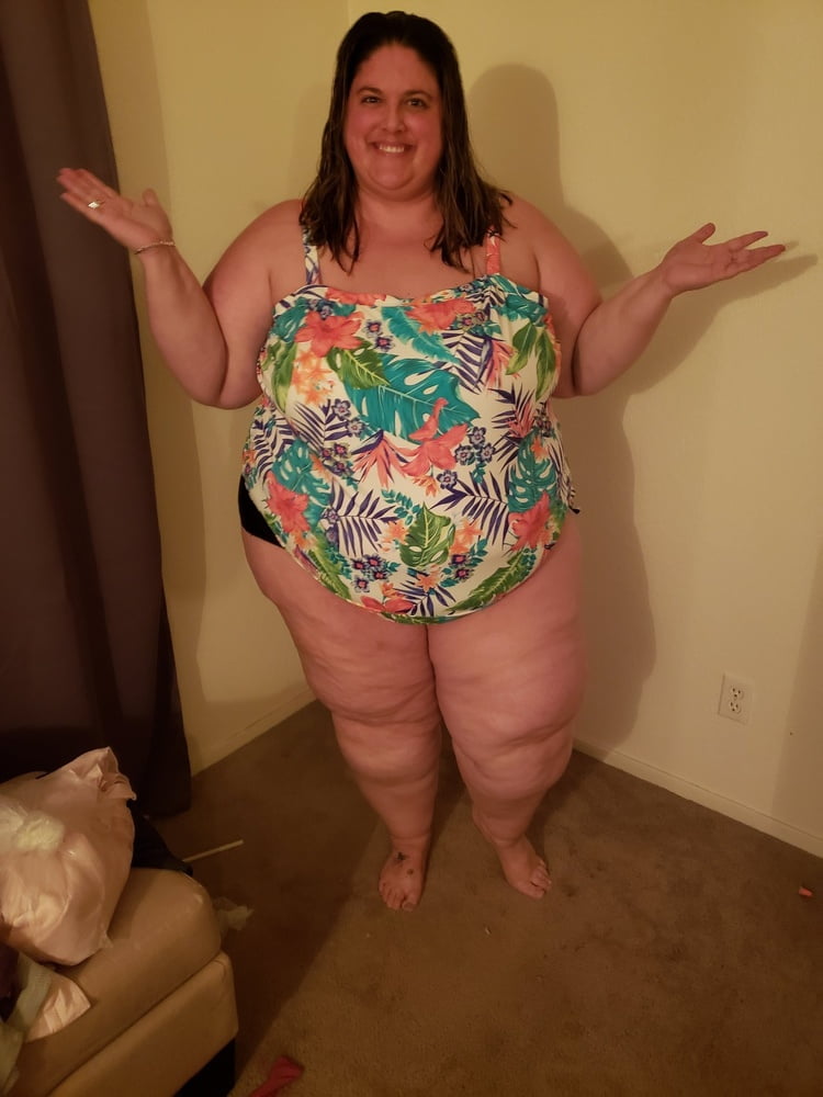 Hoodyman ssbbw 312 .fat piggy karen exposure .
 #97636931