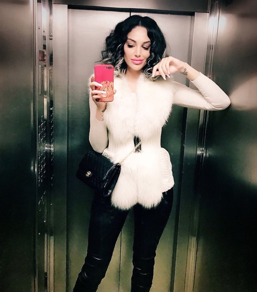 Eva rivas (eurovision 2010 armenien)
 #104833775