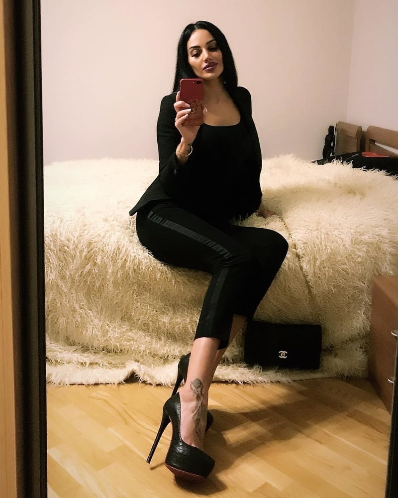 Eva rivas (eurovision 2010 armenien)
 #104833794