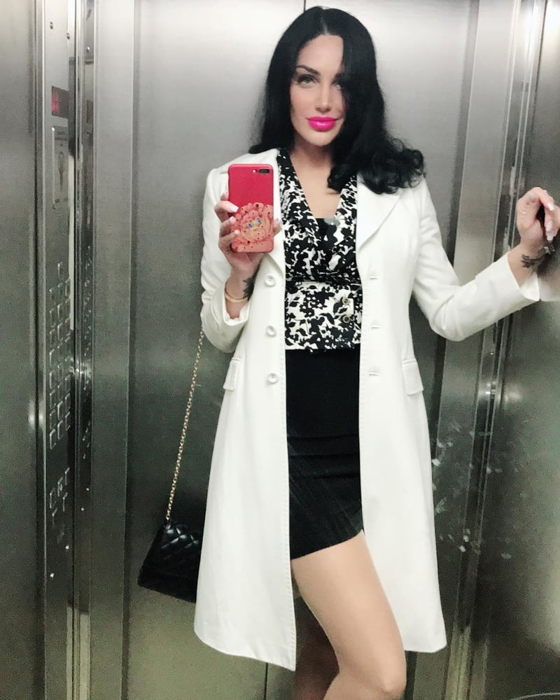 Eva rivas (eurovision 2010 armenien)
 #104833798