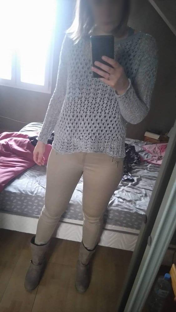 Quelques de ses string et pose chaude #81060500