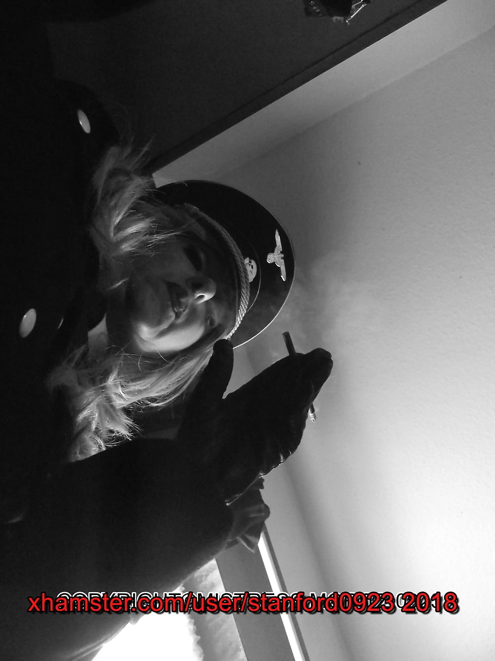 Puta en vestido de fantasía
 #106593011