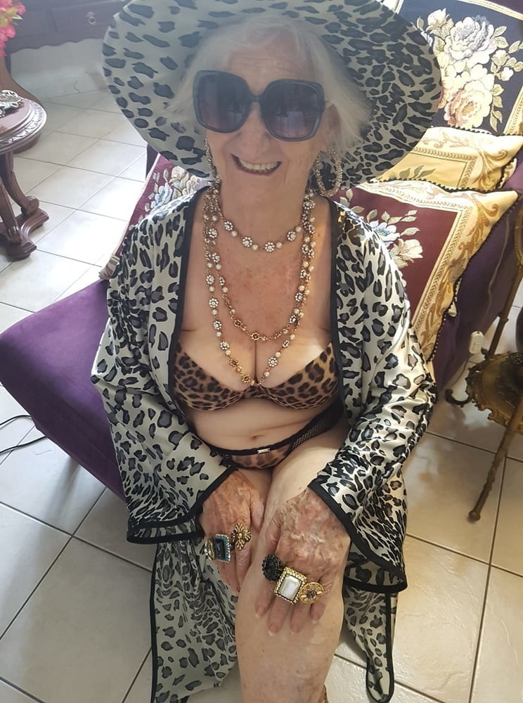 Very old non-nude gilf likes her hats #80191273
