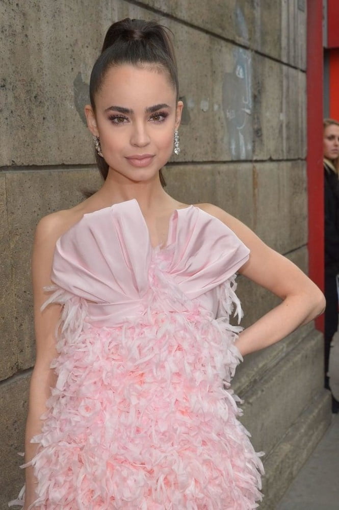 Sofia Carson #82028266