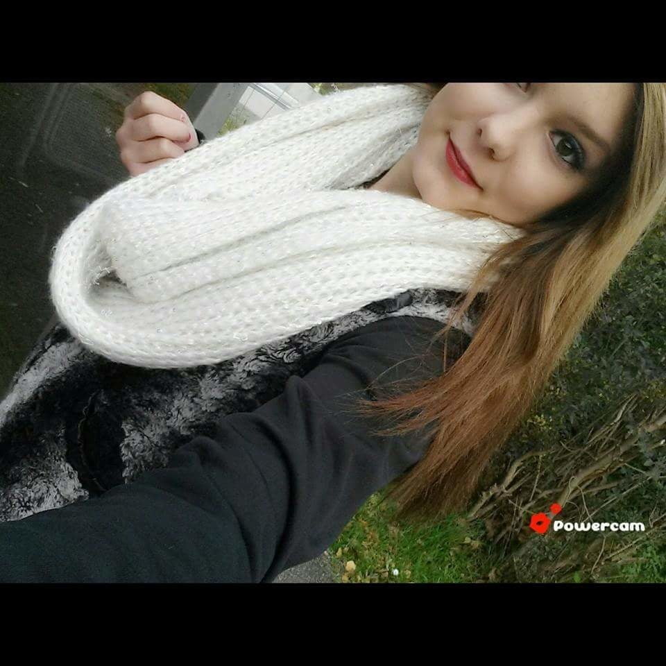 Alexi.B #81709541