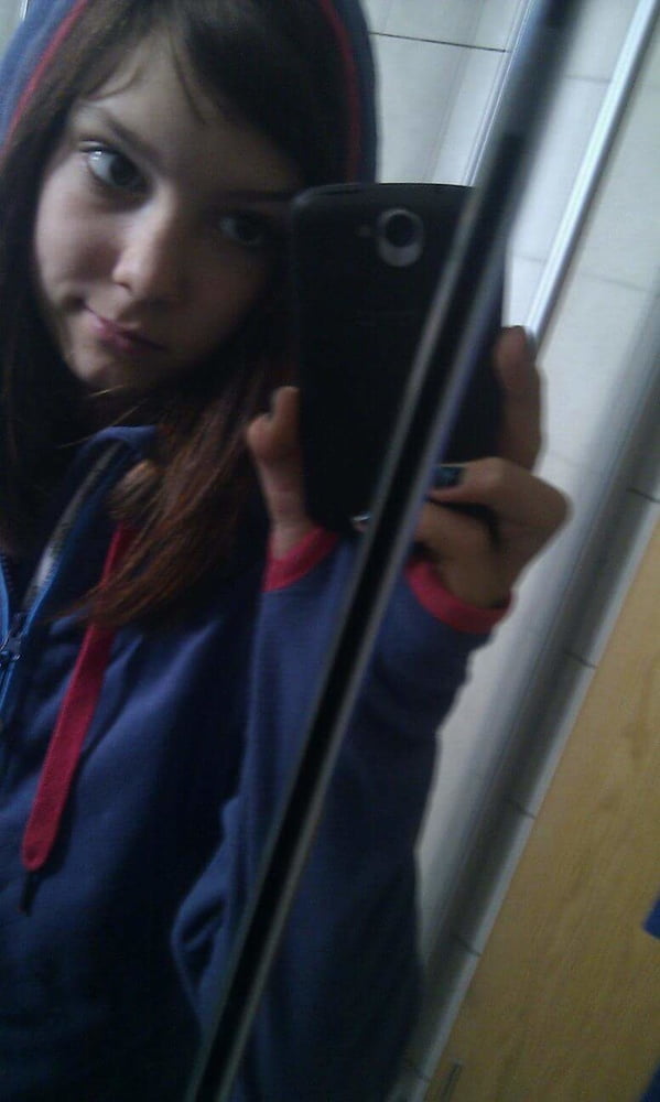 Alexi.B #81709754