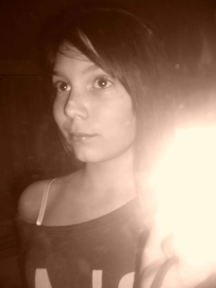 Alexi.B #81709762