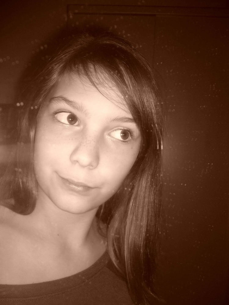 Alexi.B #81709764