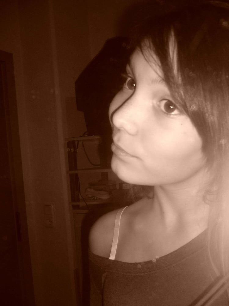 Alexi.B #81709783