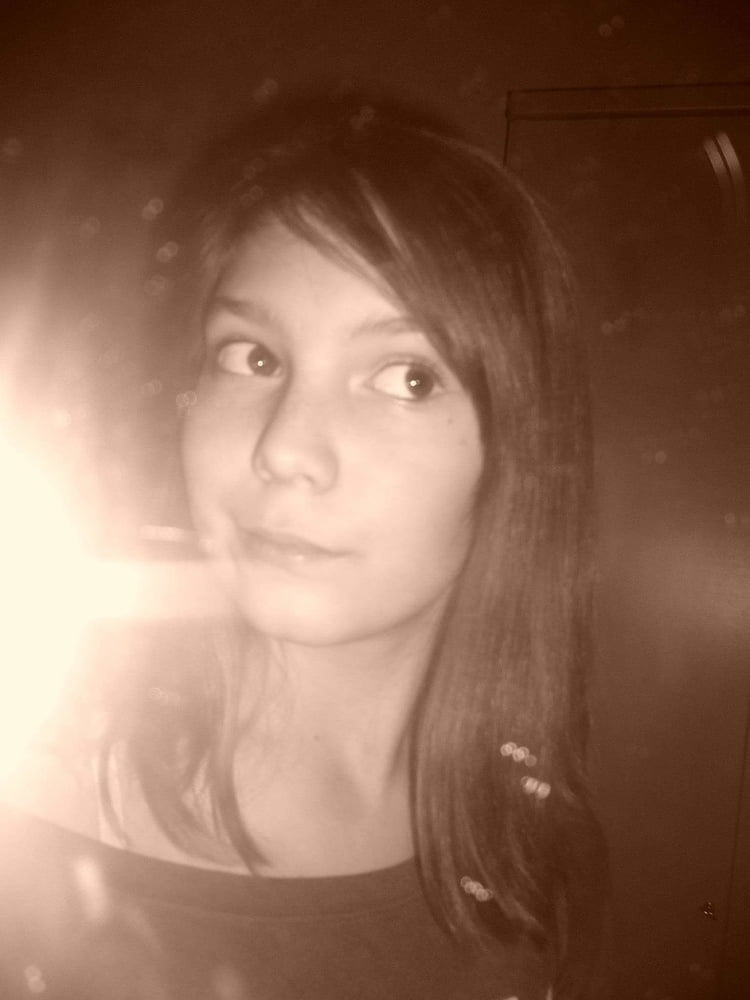 Alexi.B #81709801